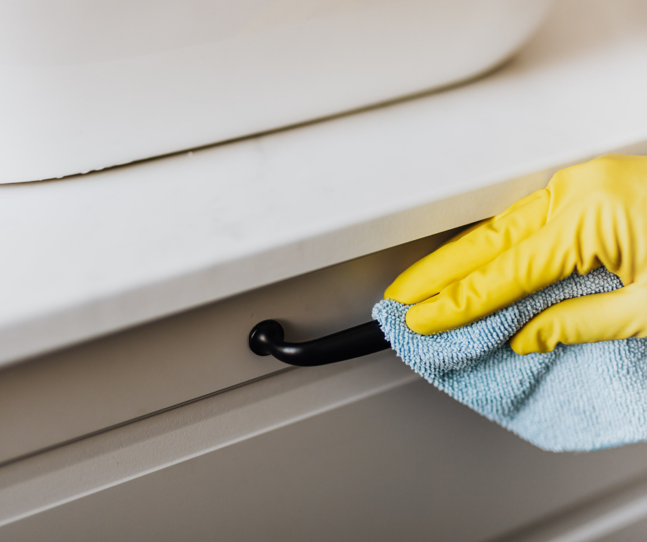 Mobilya Temizliği ve Toz Alma